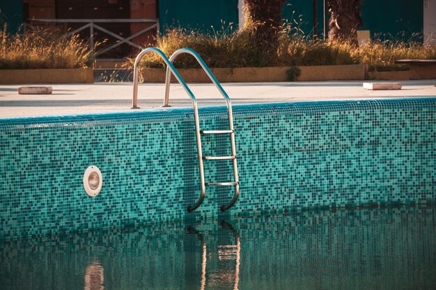 Photo view on the swimming pool outdoors