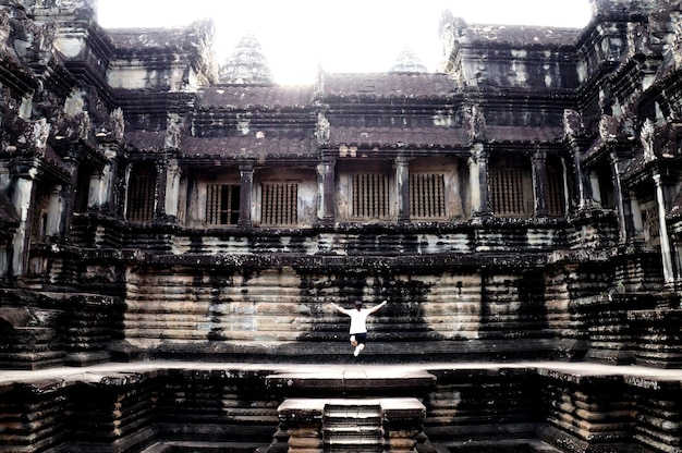 Photo view of a temple