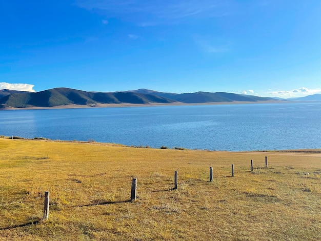 Terkhiin Tsagaan 湖の眺め