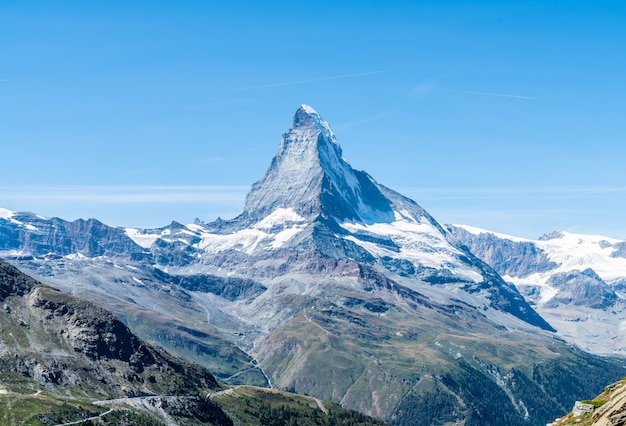 写真 スイス、ツェルマットのマッターホルンピークの景色。