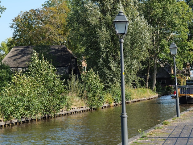 Photo the village of giethoorn