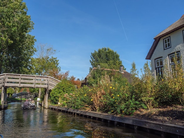 Photo the village of giethoorn