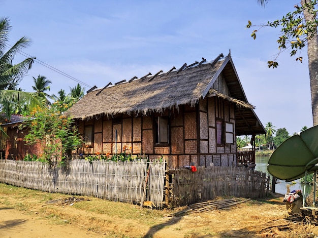 Photo the village on mekong river champassak laos