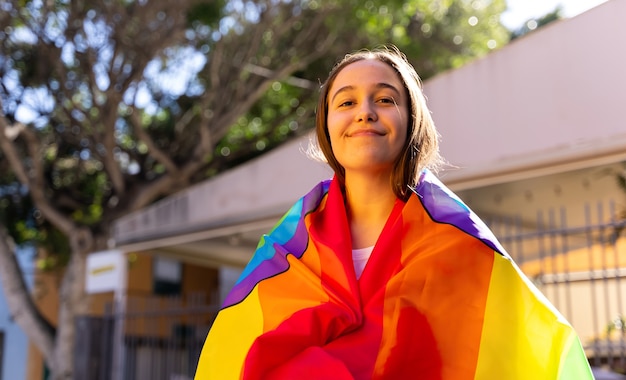 lgtbi 운동에 복수하는 소녀