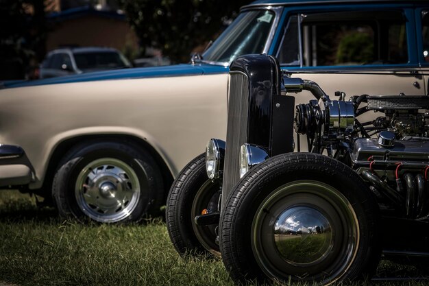 Photo vintage car on grass