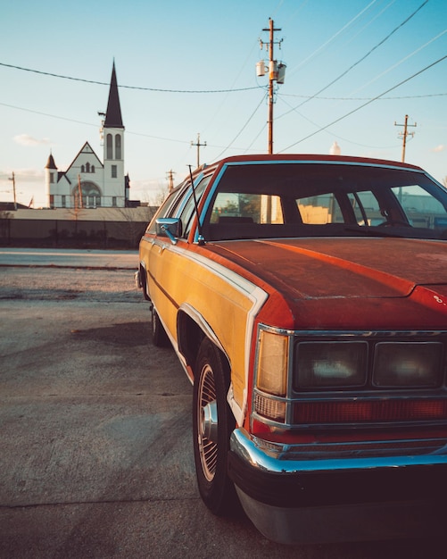 Photo vintage car on street in valdosta ga