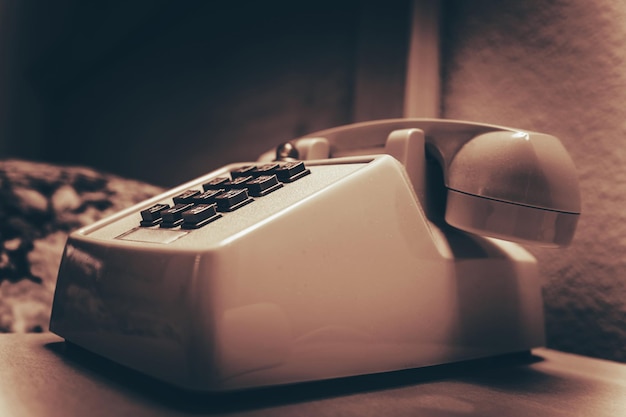 Vintage Desk Phone Features Tone Dial