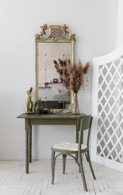 Photo vintage green dressing table