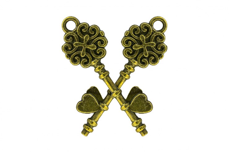 Photo vintage key on white background