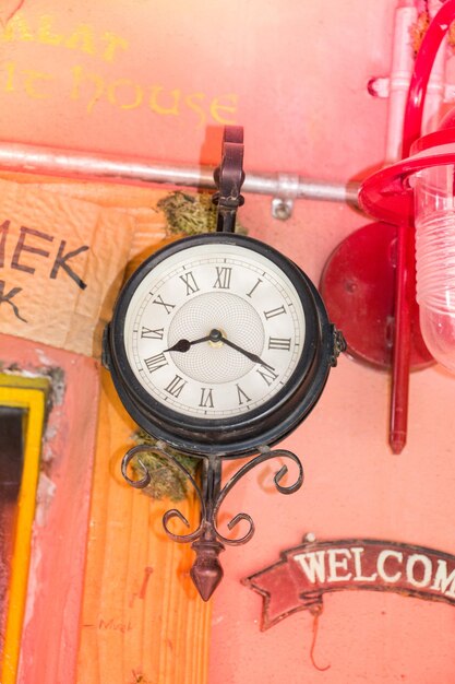 Photo vintage retro style clocks and mechanism