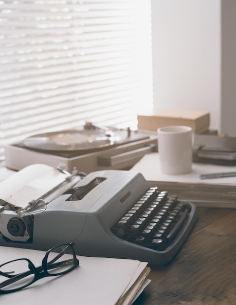 Vintage schrijversbureau