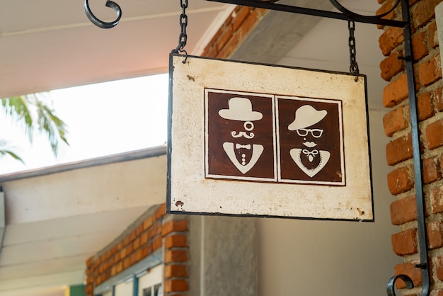 Photo vintage toilet sign