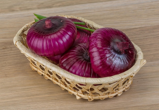 Violet onion