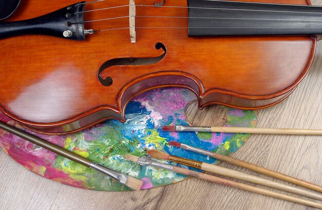 A violin with a bow on the top of it