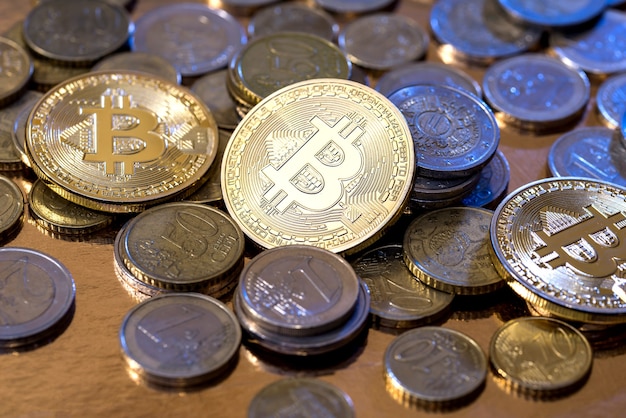 Virtueel geld van cryptografie van gouden bitcoins