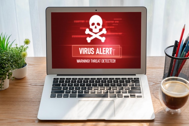 Viruswaarschuwing op het computerscherm gedetecteerd modieus cyberdreiging hacker computervirus en malware