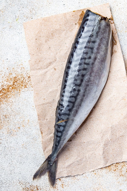 vis verse makreel zeevruchten gezonde maaltijd voedsel dieet snack op tafel kopieer ruimte voedsel achtergrond