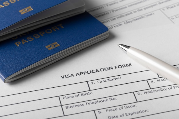 Visa application form composition