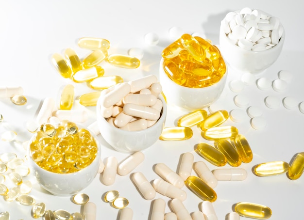 Vitamin D, omega 3, omega 6, Food supplement oil filled fish oil, vitamin A, vitamin E, flaxseed oil