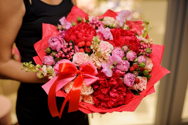 Vivid and gorgeous red bouquet of lovely flowers