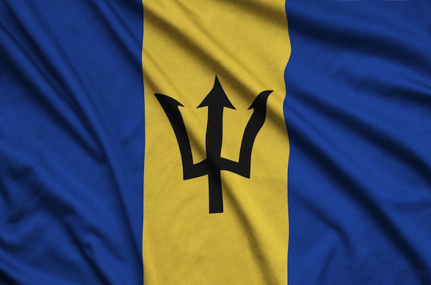 Vlag van barbados met veel plooien.