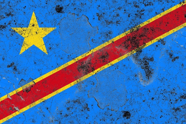 Foto vlag van de democratische republiek congo op een beschadigd oud betonnen muuroppervlak