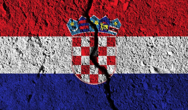 Vlag van Kroatië met spleet door het midden Land verdeeld concept