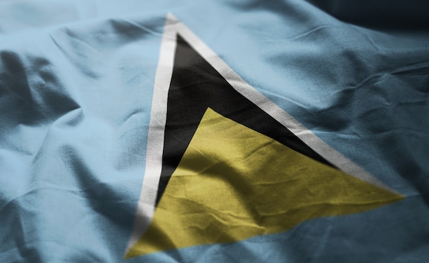 Vlag van Saint Lucia verkreukeld dicht omhoog