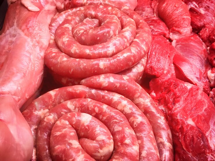 Foto vlees met worstjes en biefstuk