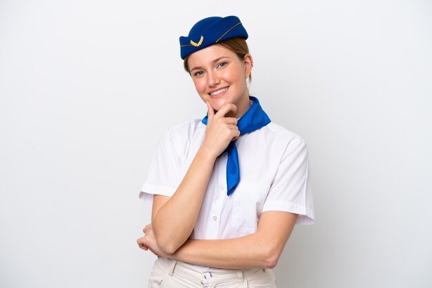 Vliegtuig stewardess vrouw geïsoleerd op witte achtergrond lachend