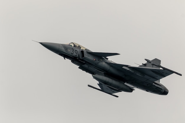 Vliegtuigen saab jas grippen