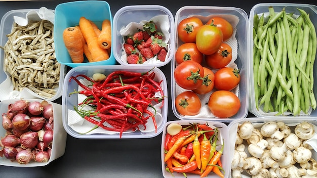 Foto voedselbereiding van groenten flatlay hoek