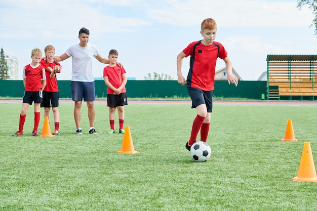 Voetbalteam in opleiding