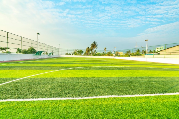 Voetbalveld tegen de lucht