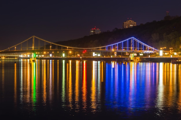 Voetgangersbrug in Kiev