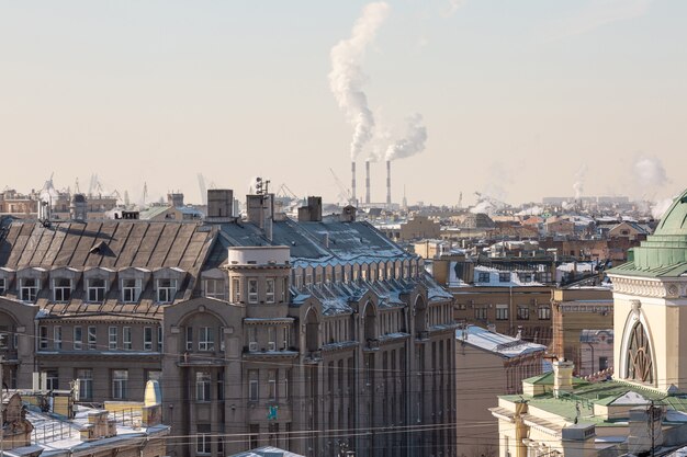 Vogel uitzicht op de metropool Russische stad.