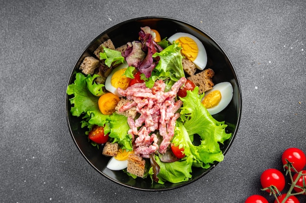 Vogezen salade spek, ei, croutons, sla, slasaus vinaigrette Lorraine keuken gezond