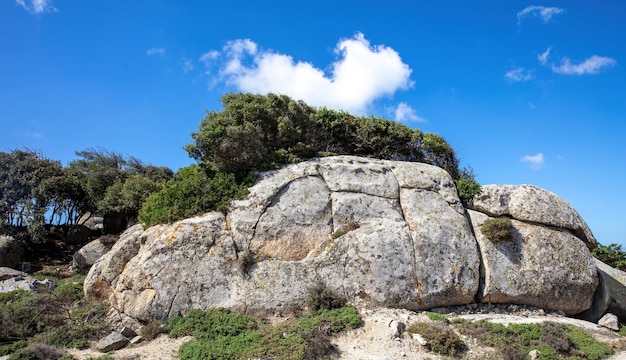 Volax-dorp op het eiland Tinos, Cycladen, Griekenland Maanlandschap met enorme gladde granietrots