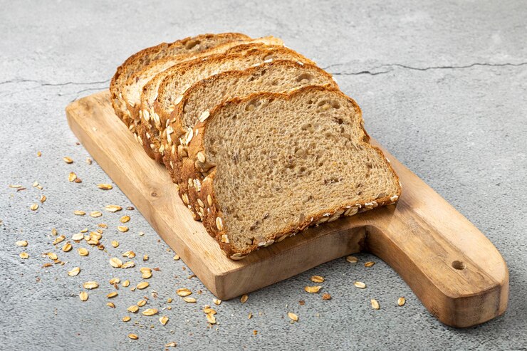 Volkorenbrood op tafel