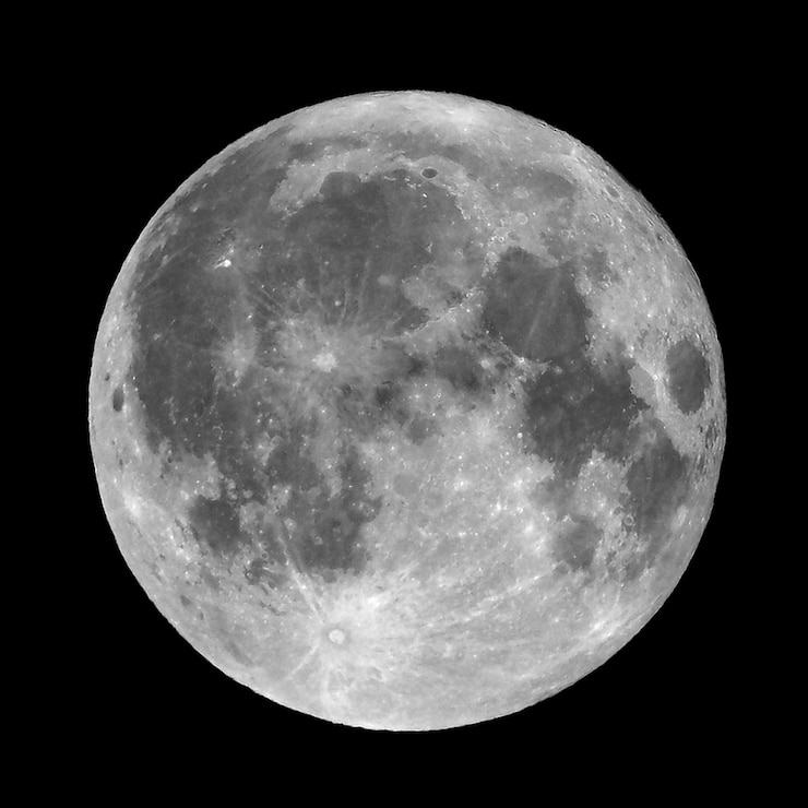 Foto volle maan gezien met telescoop