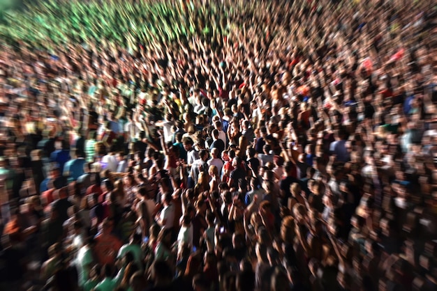 Foto volledige opname van de menigte tijdens het concert