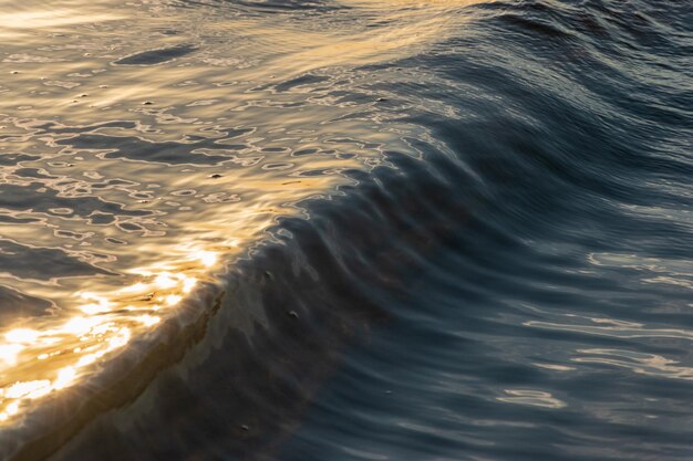 Foto volledige opname van gerimpeld water