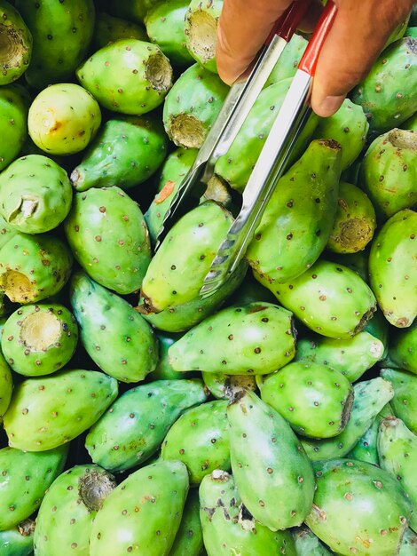 Foto volledige opname van groene vruchten voor verkoop op de markt