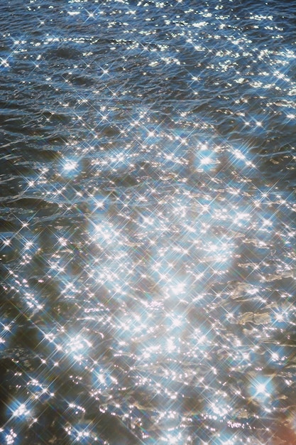 Foto volledige opname van sterren in de zee