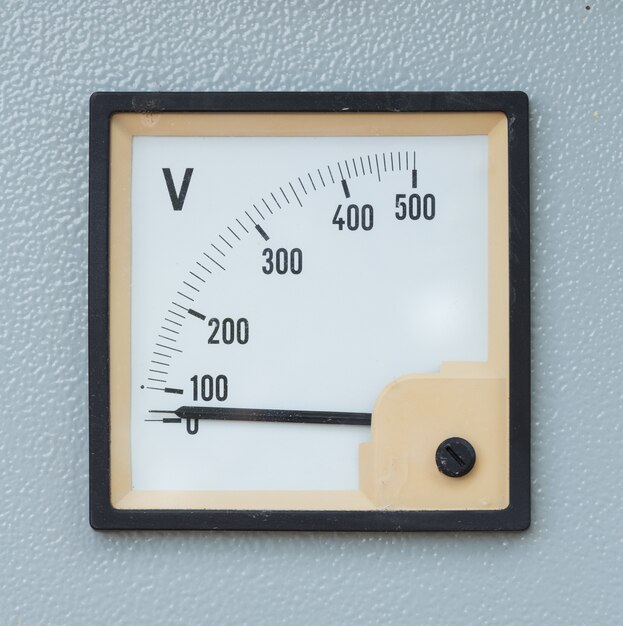 Voltmeter