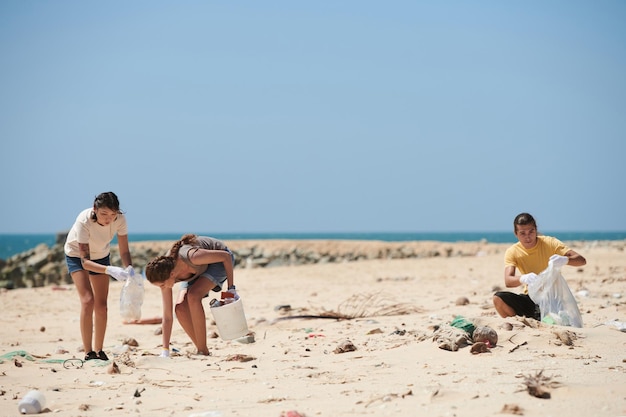 Volunteers Cleaning Marine Debris