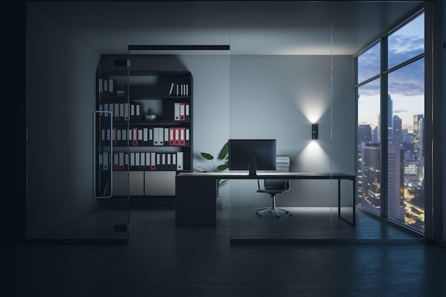 Vooraanzicht op nacht kantoorkast met moderne computer op werktafel donkere boekenkast op lichte muur achtergrond verlicht door lamp en nacht uitzicht op de stad vanuit groot raam 3D-rendering