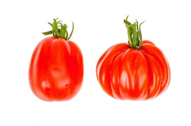 Vooraanzicht van rijpe tomaten