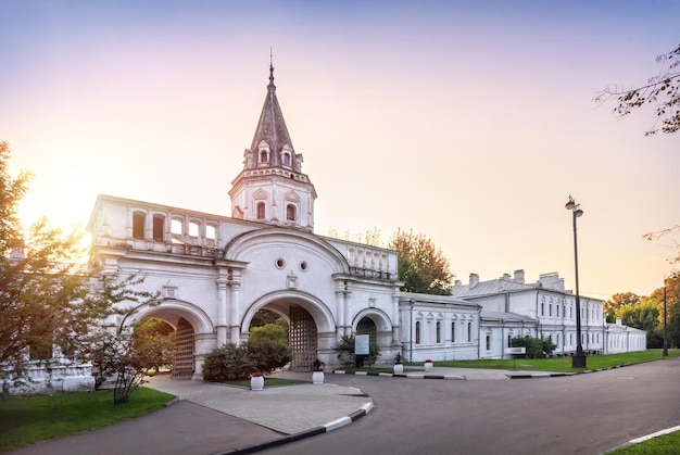 Voorpoort in het landgoed Izmailovo Moskou