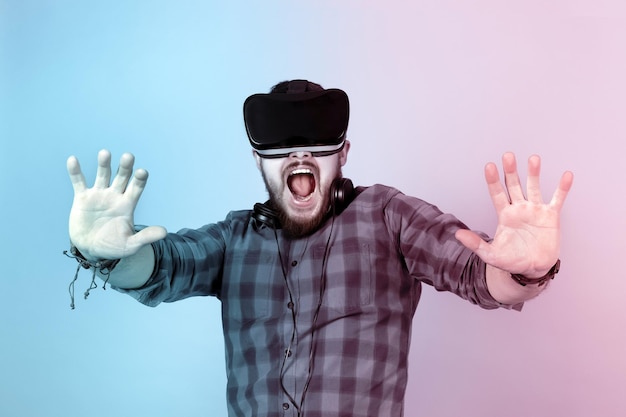 Vrees man in VR